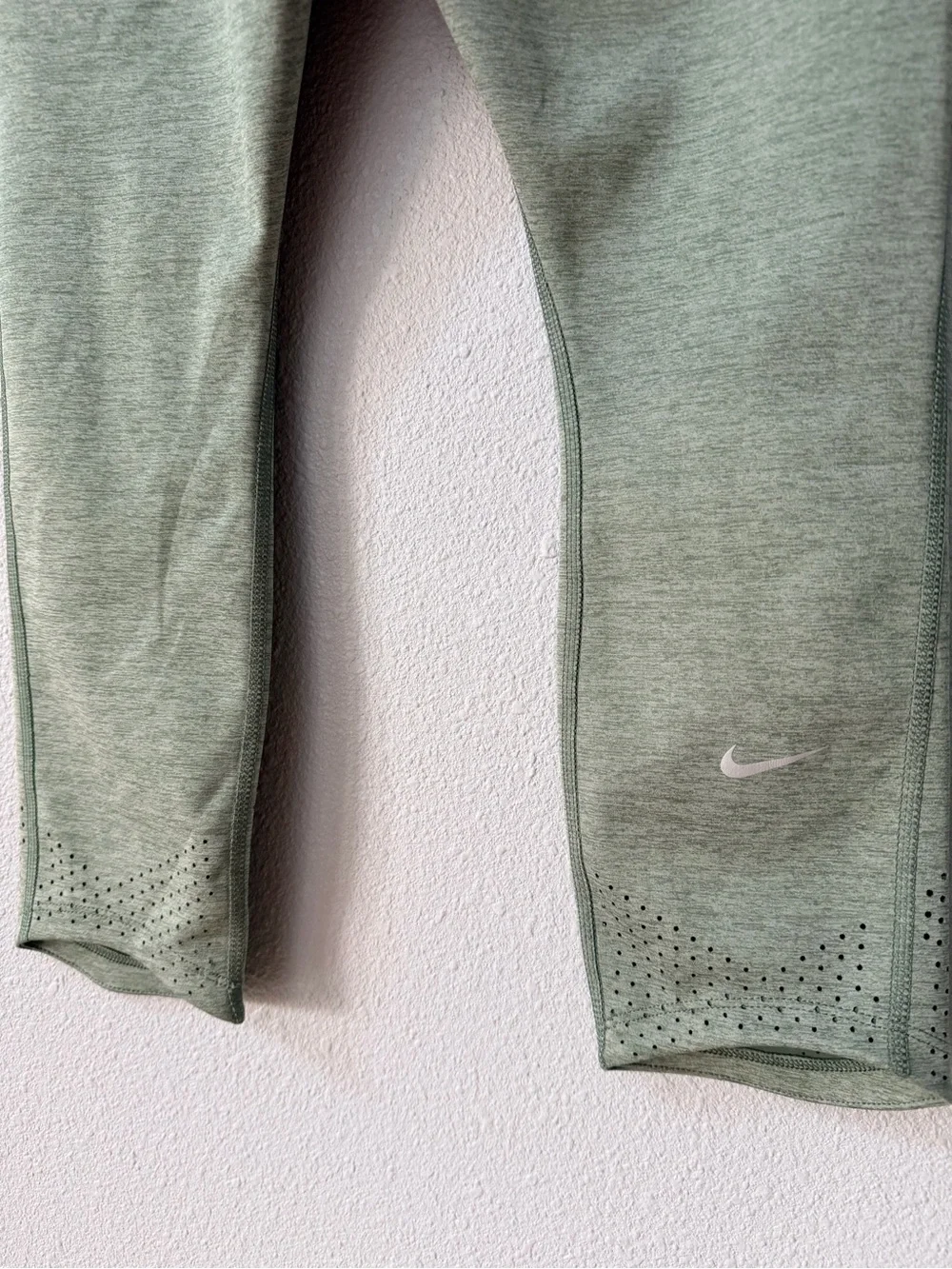 Nike Epic Lux Mid-Rise Cropped Running Tights Leggings Green Heather Size M